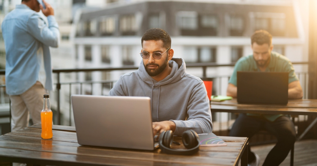 Defend your funds against phishing: essential tips to identify fake emails and texts - Blog image 039 5 Blog image 039 5